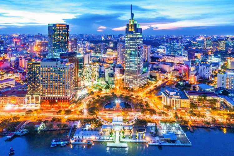 "Đầu tàu" kinh tế TP Hồ Chí Minh giảm tốc vì COVID-19